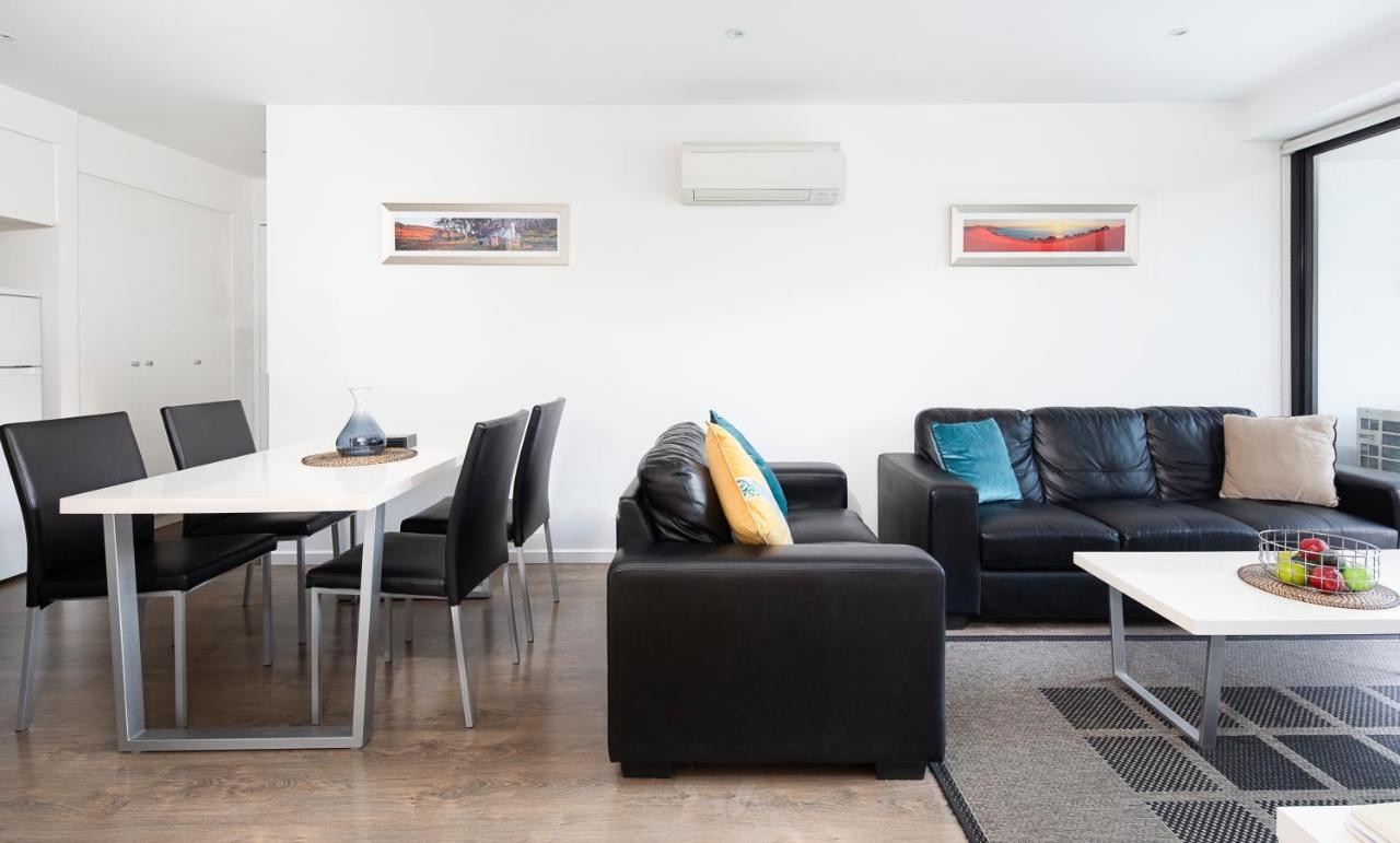 Rnr Serviced Apartments North Melbourne Bagian luar foto