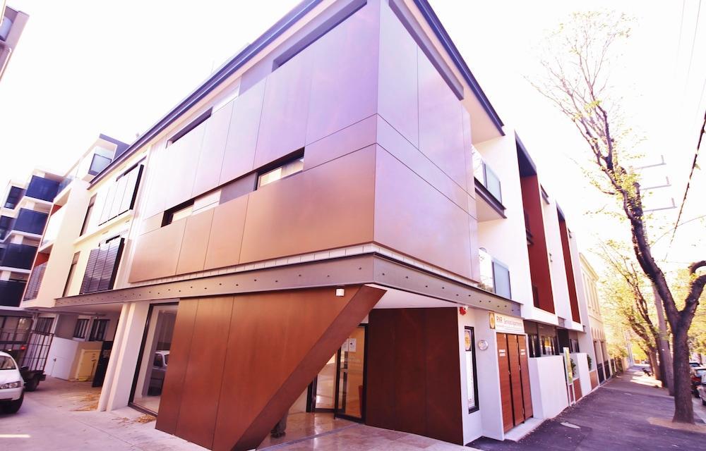 Rnr Serviced Apartments North Melbourne Bagian luar foto