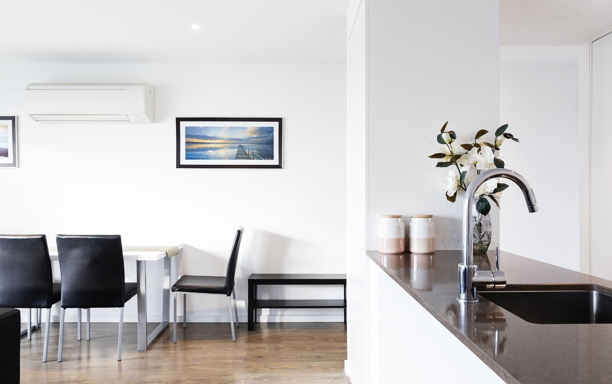 Rnr Serviced Apartments North Melbourne Bagian luar foto
