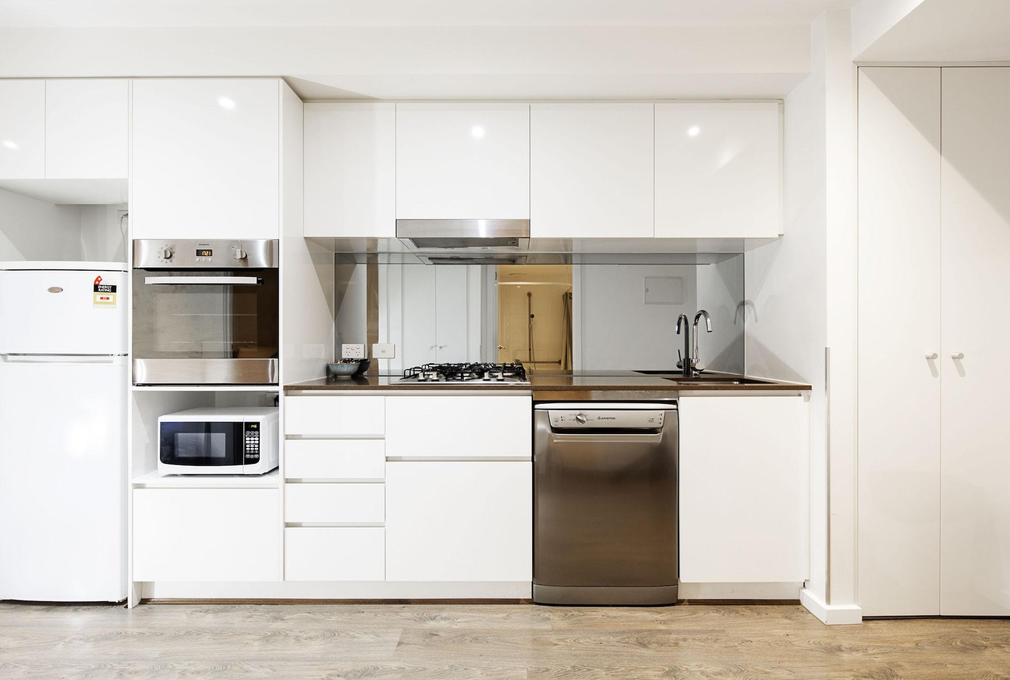 Rnr Serviced Apartments North Melbourne Bagian luar foto
