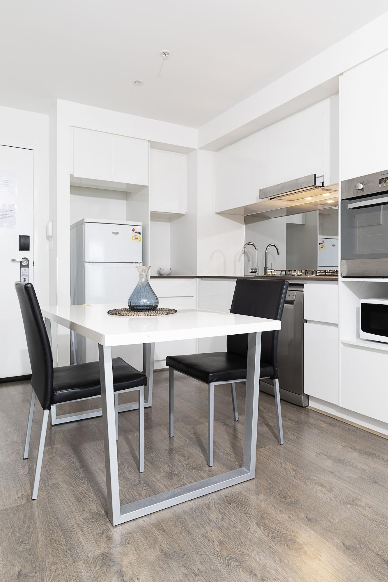 Rnr Serviced Apartments North Melbourne Bagian luar foto